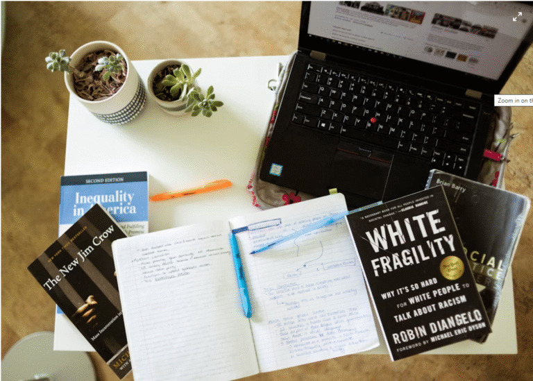 : “Infographic showing steps to write blogs that rank and convert”